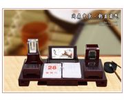 2014新款紅木臺(tái)歷